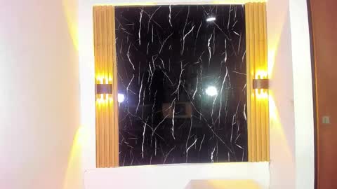 Snapshot of ethan_thouse chatting on 10/31/25, 08:10 ethan_thouse online show from 10/31/25, 08:10