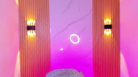 Snapshot of ethan_thouse chatting on 11/30/25, 07:07 ethan_thouse online show from 11/30/25, 07:07