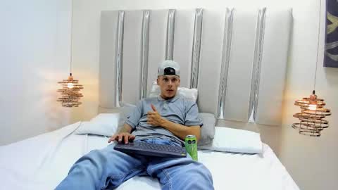 Mauricio Marin Antia online show from 02/27/26, 06:02