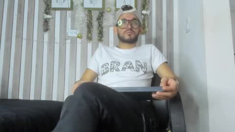 Ethan Grey online show from 12/20/25, 11:17