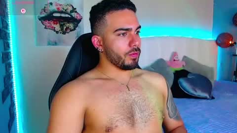 Snapshot of ethanhairy chatting on 07/15/26, 10:04 Ethan online show from 07/15/26, 10:04