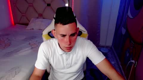 Ethan online show from 03/02/25, 03:34