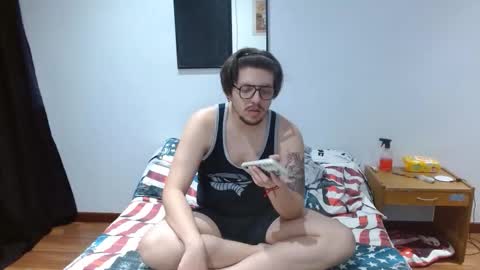 ethan and eve online show from 12/04/25, 03:49