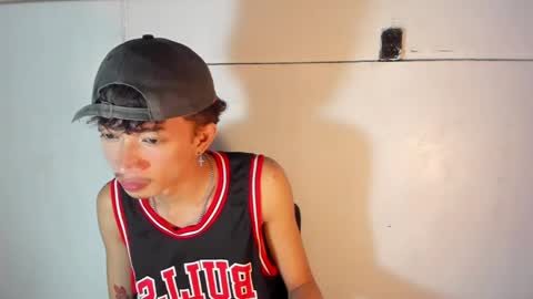 Ethan online show from 04/22/26, 05:14