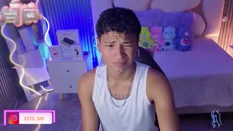 ette online show from 02/02/26, 03:49