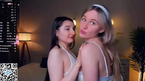 Snapshot of eugeniabrainard chatting on 02/09/25, 10:54 Kira and Kamila online show from 02/09/25, 10:54