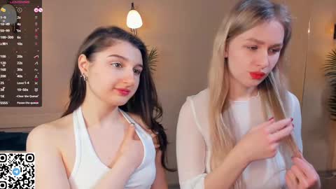 Snapshot of eugeniabrainard chatting on 03/12/25, 07:38 Kira and Kamila online show from 03/12/25, 07:38