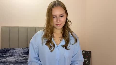 Snapshot of eugenierickel chatting on 05/17/26, 02:24 Alice online show from 05/17/26, 02:24