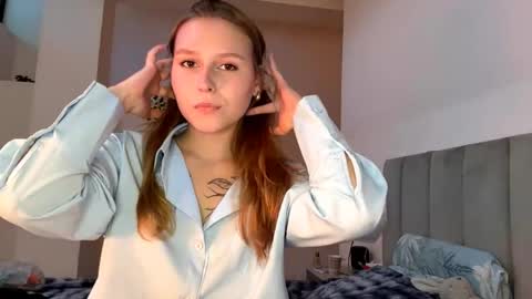 Snapshot of eugenierickel chatting on 06/07/26, 01:15 Alice online show from 06/07/26, 01:15