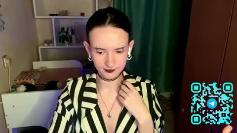 Kate online show from 04/23/26, 11:09