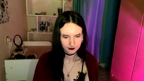 Snapshot of eunabiddlecome chatting on 05/09/26, 05:45 Kate online show from 05/09/26, 05:45