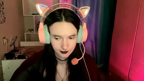 Snapshot of eunabiddlecome chatting on 05/25/26, 05:02 Kate online show from 05/25/26, 05:02