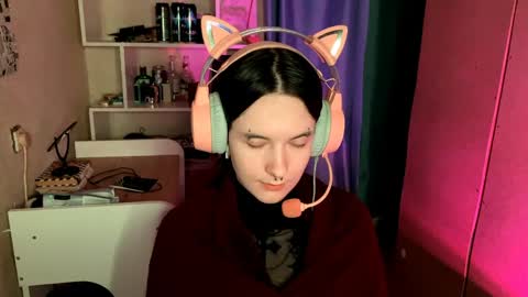 Snapshot of eunabiddlecome chatting on 05/30/26, 05:15 Kate online show from 05/30/26, 05:15