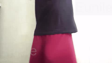 eunile online show from 12/14/25, 11:59