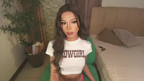 Snapshot of euphoric_goddess chatting on 07/05/26, 05:25 euphoric_goddess online show from 07/05/26, 05:25