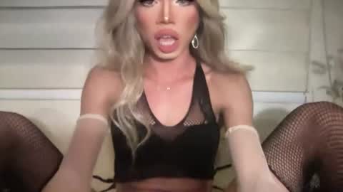 Snapshot of euphoric_goddess chatting on 07/23/26, 08:29 euphoric_goddess online show from 07/23/26, 08:29