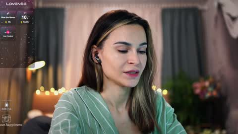 Mira online show from 12/26/24, 07:03