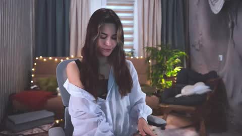 Mira online show from 12/02/25, 07:14