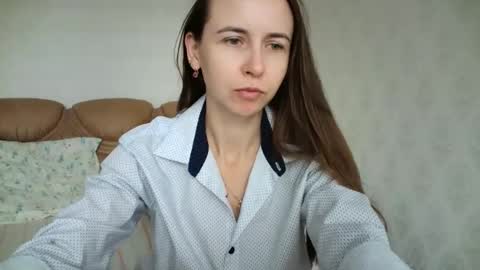 eva00186 online show from 10/09/25, 06:22