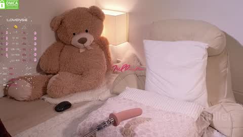 Snapshot of eva69muller chatting on 01/11/25, 12:18 Eva next show 8pm CEST AMST online show from 01/11/25, 12:18