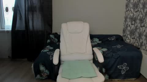 Snapshot of eva_7777 chatting on 09/28/25, 06:19 Eva online show from 09/28/25, 06:19