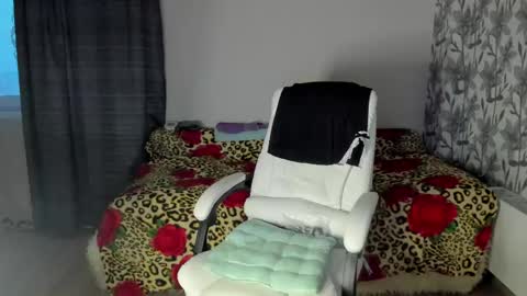 Eva online show from 04/19/26, 01:10