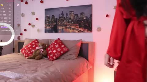 Eva online show from 12/17/25, 11:16