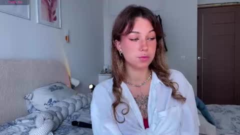 Snapshot of eva_collins_x chatting on 07/07/26, 02:14 Eva online show from 07/07/26, 02:14