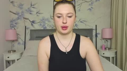 Eva online show from 04/15/26, 12:23