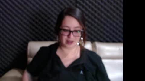 Snapshot of eva_cutie36 chatting on 05/14/26, 01:23 eva online show from 05/14/26, 01:23