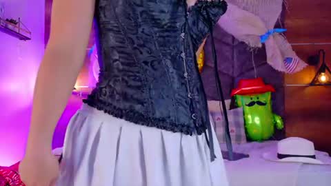 Snapshot of eva_daemon chatting on 07/04/26, 11:38 EVA DAEMON online show from 07/04/26, 11:38