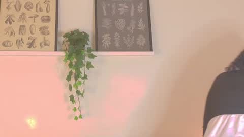 Snapshot of eva_daemon chatting on 08/04/26, 11:46 EVA DAEMON online show from 08/04/26, 11:46