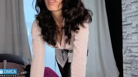 eva delight online show from 04/18/26, 12:09