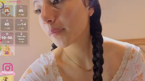 Snapshot of eva_depp_ chatting on 05/07/26, 10:09 Eva online show from 05/07/26, 10:09