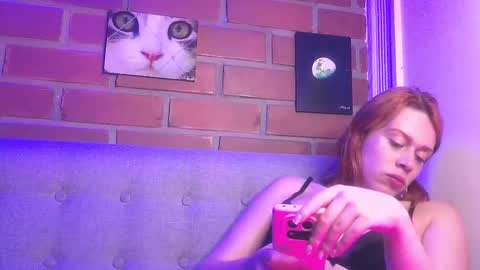 eva_dreams_1 online show from 03/21/26, 07:57