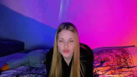 Eva online show from 04/21/26, 02:51