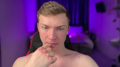 Eva and Iron online show from 02/05/26, 09:41