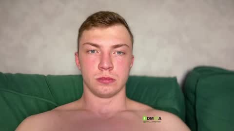 Eva and Iron online show from 04/17/26, 09:40