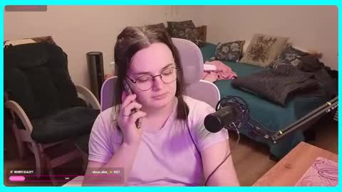 Snapshot of eva_katt chatting on 04/01/26, 02:03 Gamer Katt online show from 04/01/26, 02:03