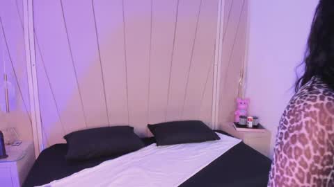 eva_kingsford online show from 04/23/26, 11:31