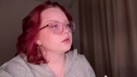 eva_kittenn online show from 04/19/26, 06:10