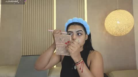 Eva online show from 04/21/26, 12:00