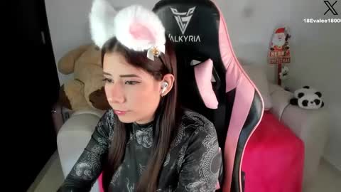 Eva   online show from 01/15/25, 07:37