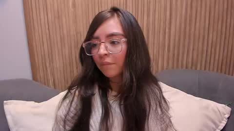 Snapshot of eva_macalliter chatting on 12/07/24, 03:25 Angelinne online show from 12/07/24, 03:25