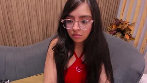 Snapshot of eva_macalliter chatting on 01/25/25, 06:34 Angelinne online show from 01/25/25, 06:34