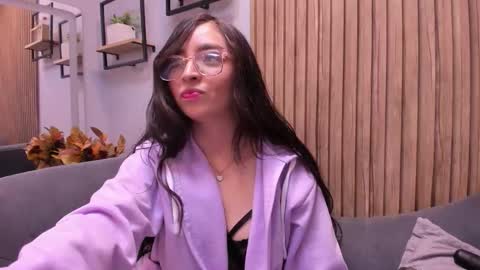 Snapshot of eva_macalliter chatting on 09/13/25, 03:50 Angelinne online show from 09/13/25, 03:50