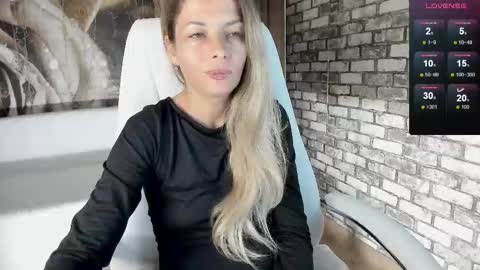 Eva online show from 09/24/25, 04:21