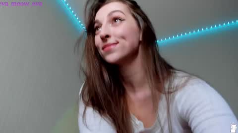 eva_meow_eva online show from 01/10/25, 12:17