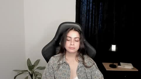 eva_monn online show from 01/09/25, 10:31