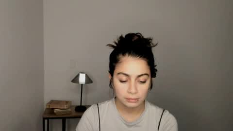 eva_monn online show from 04/02/26, 12:52